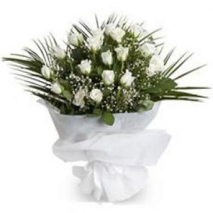 BEYAZ GÜL BUKETİ-YENİMAHALLE ÇİÇEK-ANKARA ÇİÇEK-yenimahalle çiçek-çiçekçi-beyaz gül