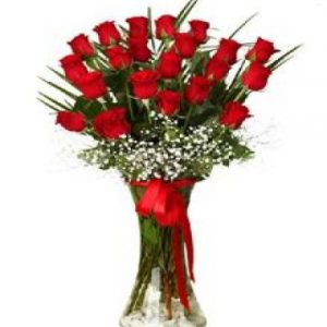 cam vazoda 21 adet kırmızı gül - Yenimahalle çiçek-ankaka